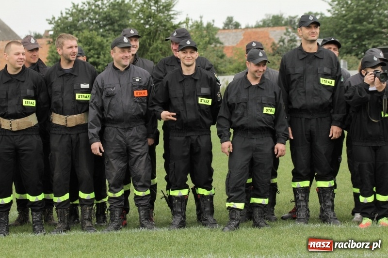 Zdjęcie w galerii na portalu naszraciborz.pl: Samborowice rywalizowały same ze sobą. Wynik pierwszej drużyny poniżej setki! wiadomości z regionu
