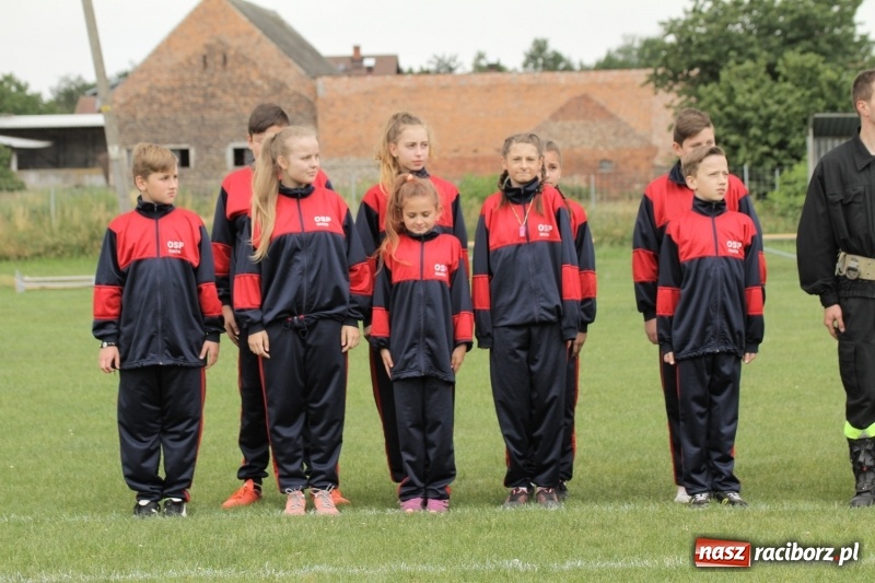 Zdjęcie w galerii na portalu naszraciborz.pl: Samborowice rywalizowały same ze sobą. Wynik pierwszej drużyny poniżej setki! wiadomości z regionu