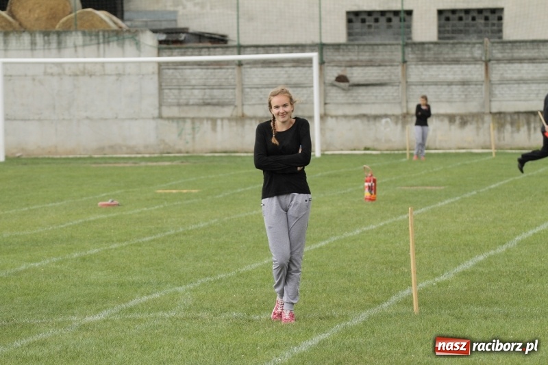 Zdjęcie w galerii na portalu naszraciborz.pl: Samborowice rywalizowały same ze sobą. Wynik pierwszej drużyny poniżej setki! wiadomości z regionu