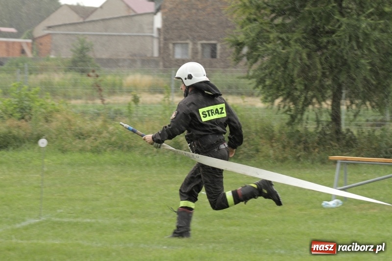 Zdjęcie w galerii na portalu naszraciborz.pl: Samborowice rywalizowały same ze sobą. Wynik pierwszej drużyny poniżej setki! wiadomości z regionu