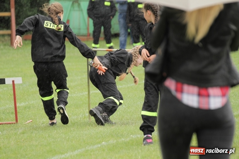 Zdjęcie w galerii na portalu naszraciborz.pl: Samborowice rywalizowały same ze sobą. Wynik pierwszej drużyny poniżej setki! wiadomości z regionu