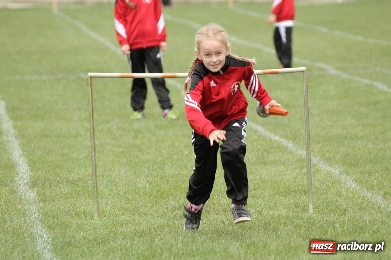 Zdjęcie w galerii na portalu naszraciborz.pl: Samborowice rywalizowały same ze sobą. Wynik pierwszej drużyny poniżej setki! wiadomości z regionu