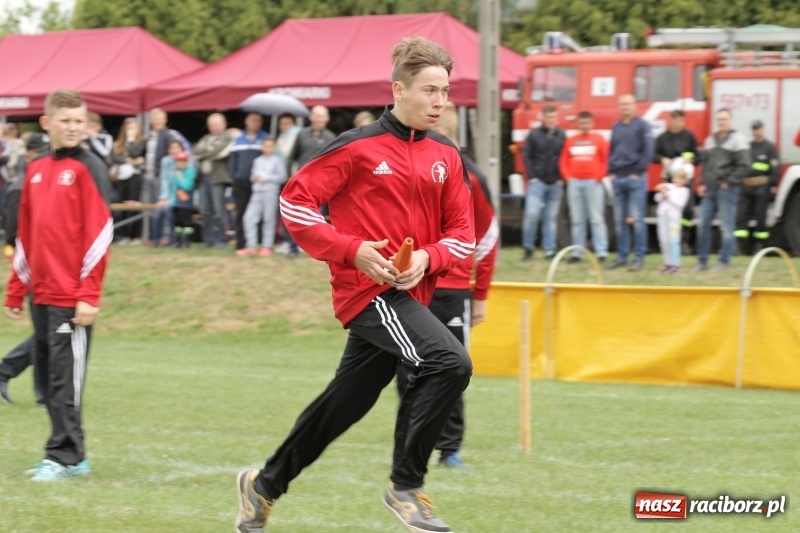 Zdjęcie w galerii na portalu naszraciborz.pl: Samborowice rywalizowały same ze sobą. Wynik pierwszej drużyny poniżej setki! wiadomości z regionu