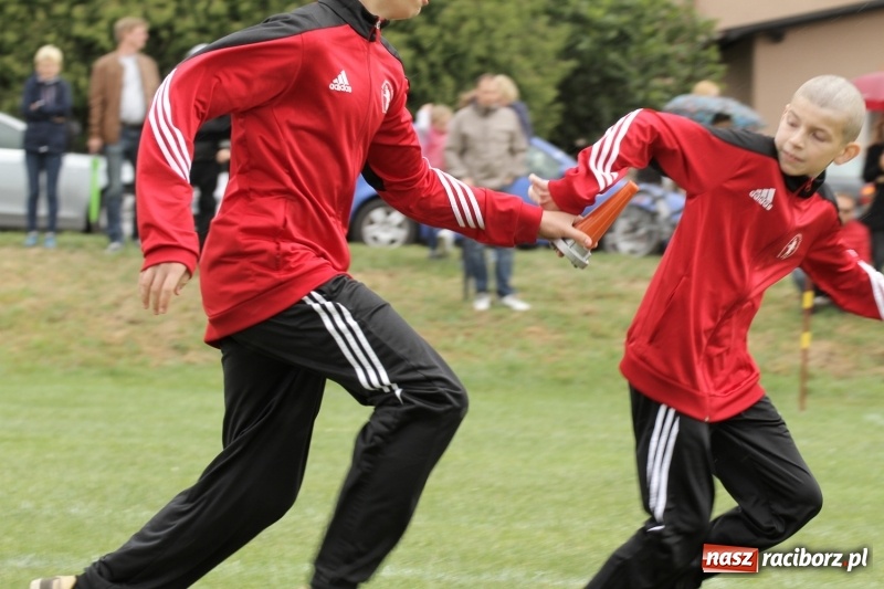 Zdjęcie w galerii na portalu naszraciborz.pl: Samborowice rywalizowały same ze sobą. Wynik pierwszej drużyny poniżej setki! wiadomości z regionu