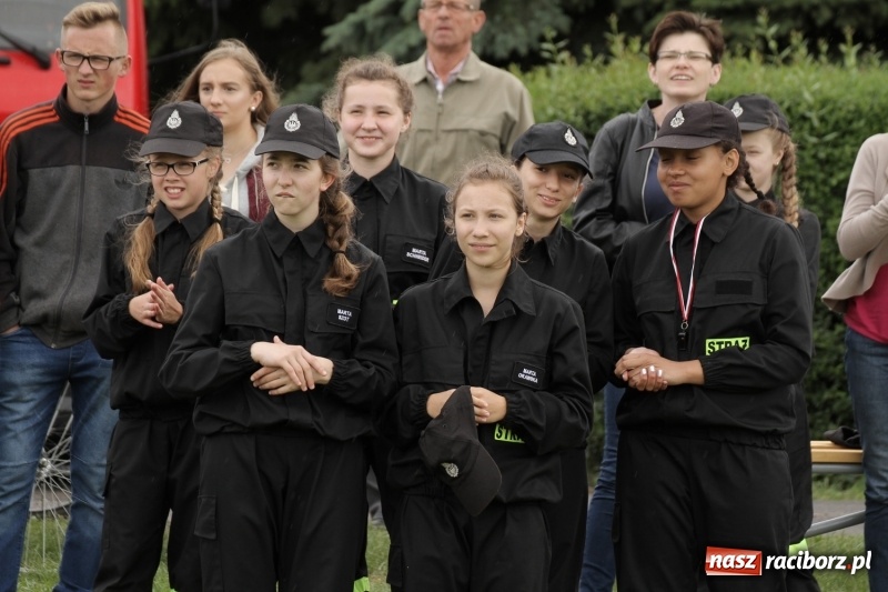 Zdjęcie w galerii na portalu naszraciborz.pl: Samborowice rywalizowały same ze sobą. Wynik pierwszej drużyny poniżej setki! wiadomości z regionu