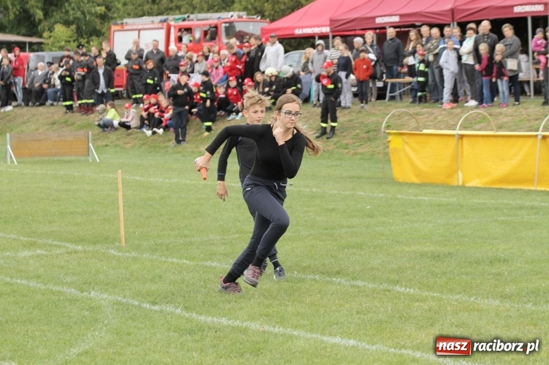 Zdjęcie w galerii na portalu naszraciborz.pl: Samborowice rywalizowały same ze sobą. Wynik pierwszej drużyny poniżej setki! wiadomości z regionu
