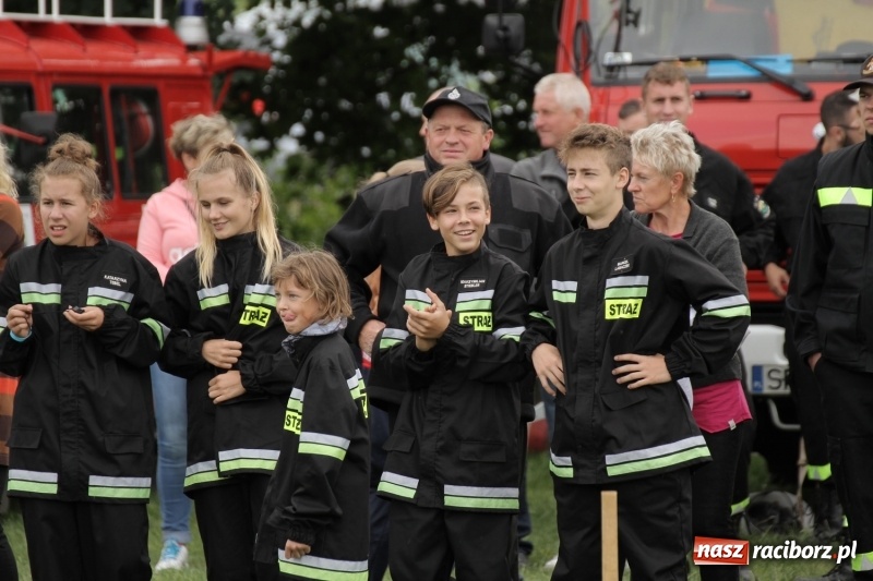 Zdjęcie w galerii na portalu naszraciborz.pl: Samborowice rywalizowały same ze sobą. Wynik pierwszej drużyny poniżej setki! wiadomości z regionu