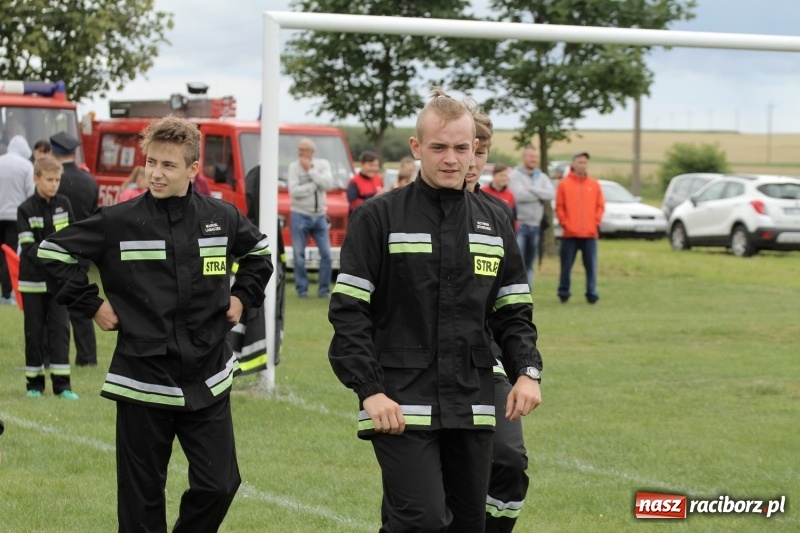 Zdjęcie w galerii na portalu naszraciborz.pl: Samborowice rywalizowały same ze sobą. Wynik pierwszej drużyny poniżej setki! wiadomości z regionu