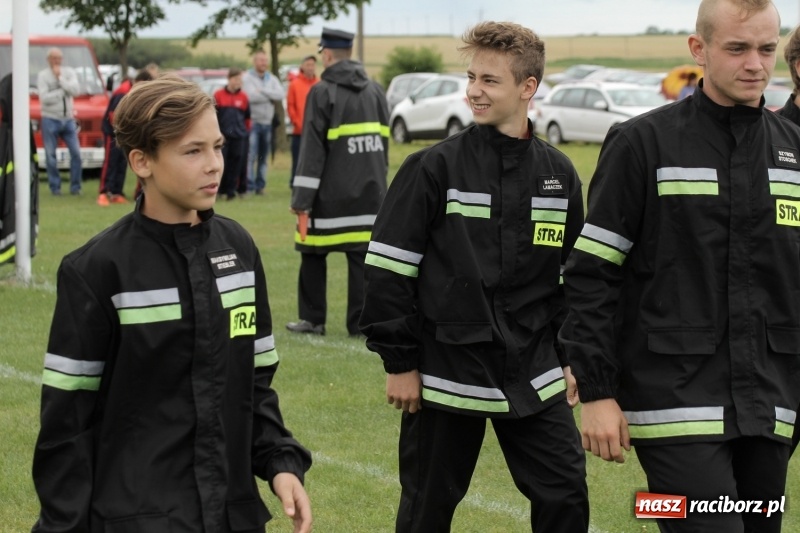 Zdjęcie w galerii na portalu naszraciborz.pl: Samborowice rywalizowały same ze sobą. Wynik pierwszej drużyny poniżej setki! wiadomości z regionu