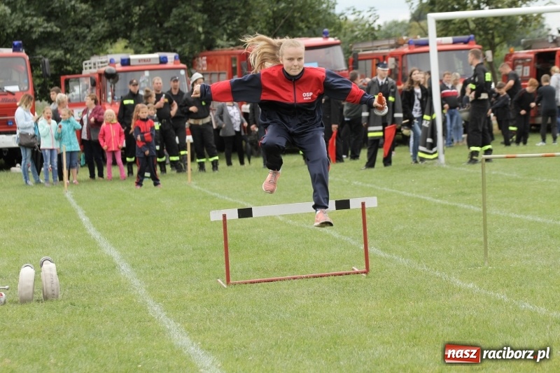 Zdjęcie w galerii na portalu naszraciborz.pl: Samborowice rywalizowały same ze sobą. Wynik pierwszej drużyny poniżej setki! wiadomości z regionu