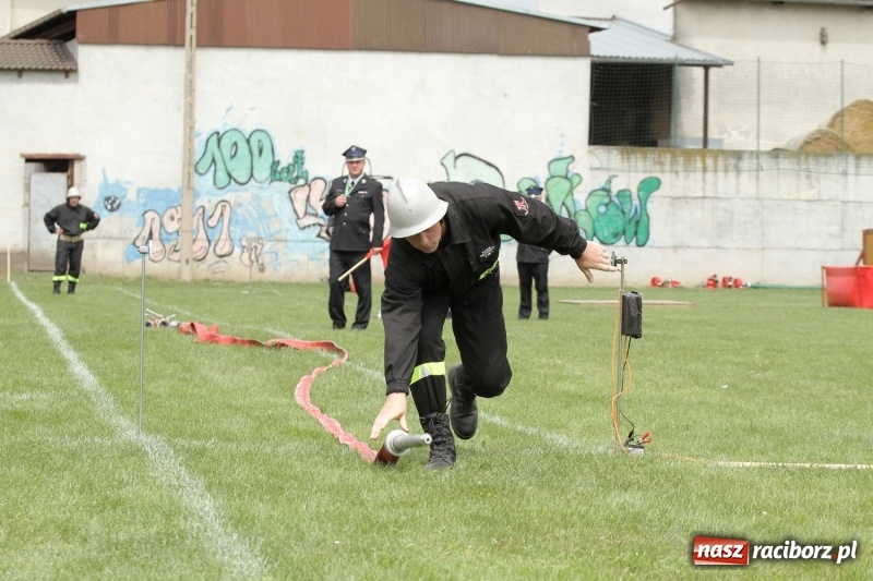 Zdjęcie w galerii na portalu naszraciborz.pl: Samborowice rywalizowały same ze sobą. Wynik pierwszej drużyny poniżej setki! wiadomości z regionu