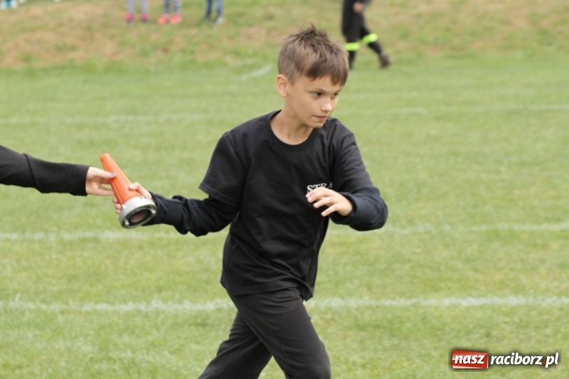 Zdjęcie w galerii na portalu naszraciborz.pl: Samborowice rywalizowały same ze sobą. Wynik pierwszej drużyny poniżej setki! wiadomości z regionu
