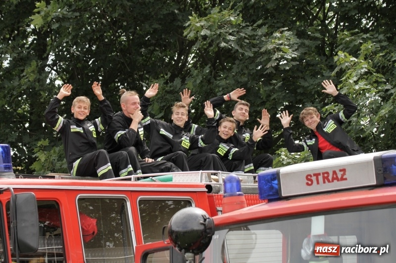 Zdjęcie w galerii na portalu naszraciborz.pl: Samborowice rywalizowały same ze sobą. Wynik pierwszej drużyny poniżej setki! wiadomości z regionu