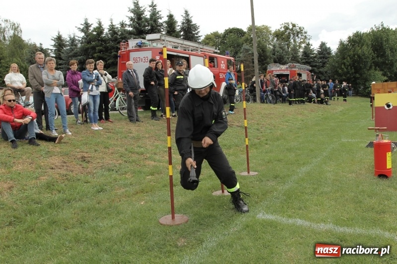 Zdjęcie w galerii na portalu naszraciborz.pl: Samborowice rywalizowały same ze sobą. Wynik pierwszej drużyny poniżej setki! wiadomości z regionu