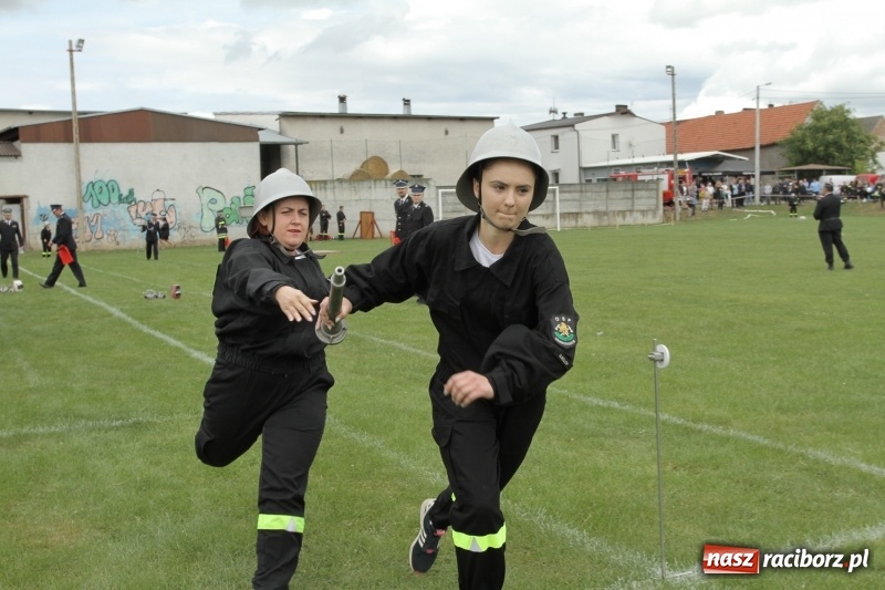 Zdjęcie w galerii na portalu naszraciborz.pl: Samborowice rywalizowały same ze sobą. Wynik pierwszej drużyny poniżej setki! wiadomości z regionu