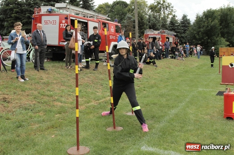 Zdjęcie w galerii na portalu naszraciborz.pl: Samborowice rywalizowały same ze sobą. Wynik pierwszej drużyny poniżej setki! wiadomości z regionu