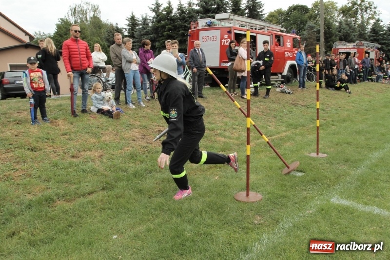 Zdjęcie w galerii na portalu naszraciborz.pl: Samborowice rywalizowały same ze sobą. Wynik pierwszej drużyny poniżej setki! wiadomości z regionu