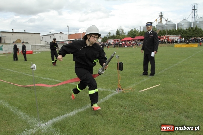Zdjęcie w galerii na portalu naszraciborz.pl: Samborowice rywalizowały same ze sobą. Wynik pierwszej drużyny poniżej setki! wiadomości z regionu