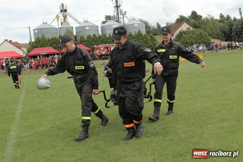 Zdjęcie w galerii na portalu naszraciborz.pl: Samborowice rywalizowały same ze sobą. Wynik pierwszej drużyny poniżej setki! wiadomości z regionu
