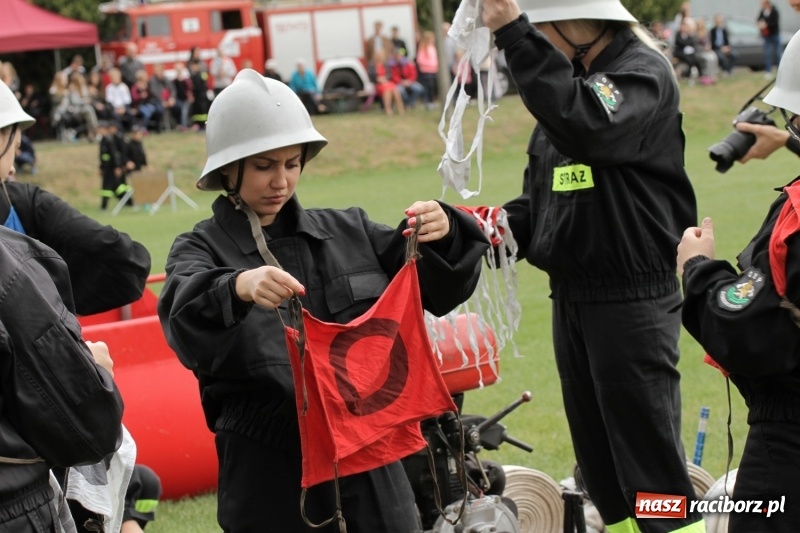Zdjęcie w galerii na portalu naszraciborz.pl: Samborowice rywalizowały same ze sobą. Wynik pierwszej drużyny poniżej setki! wiadomości z regionu
