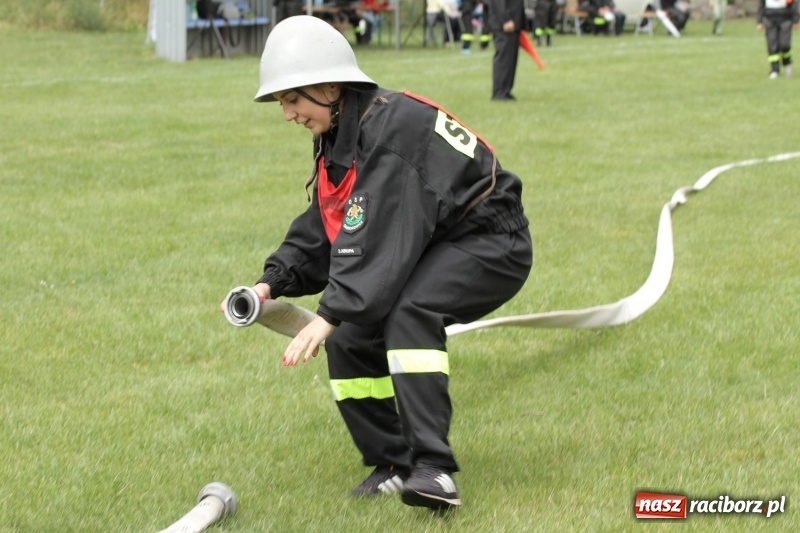 Zdjęcie w galerii na portalu naszraciborz.pl: Samborowice rywalizowały same ze sobą. Wynik pierwszej drużyny poniżej setki! wiadomości z regionu