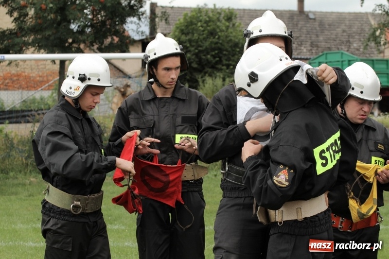 Zdjęcie w galerii na portalu naszraciborz.pl: Samborowice rywalizowały same ze sobą. Wynik pierwszej drużyny poniżej setki! wiadomości z regionu