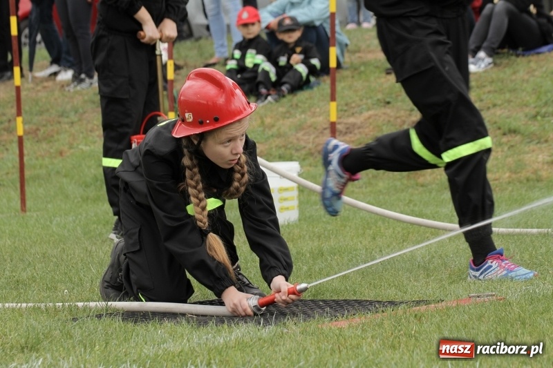 Zdjęcie w galerii na portalu naszraciborz.pl: Samborowice rywalizowały same ze sobą. Wynik pierwszej drużyny poniżej setki! wiadomości z regionu