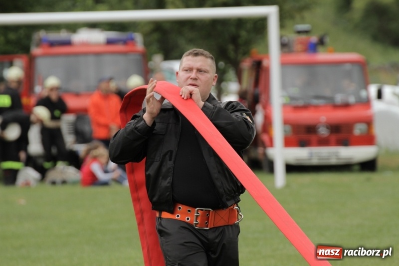 Zdjęcie w galerii na portalu naszraciborz.pl: Samborowice rywalizowały same ze sobą. Wynik pierwszej drużyny poniżej setki! wiadomości z regionu