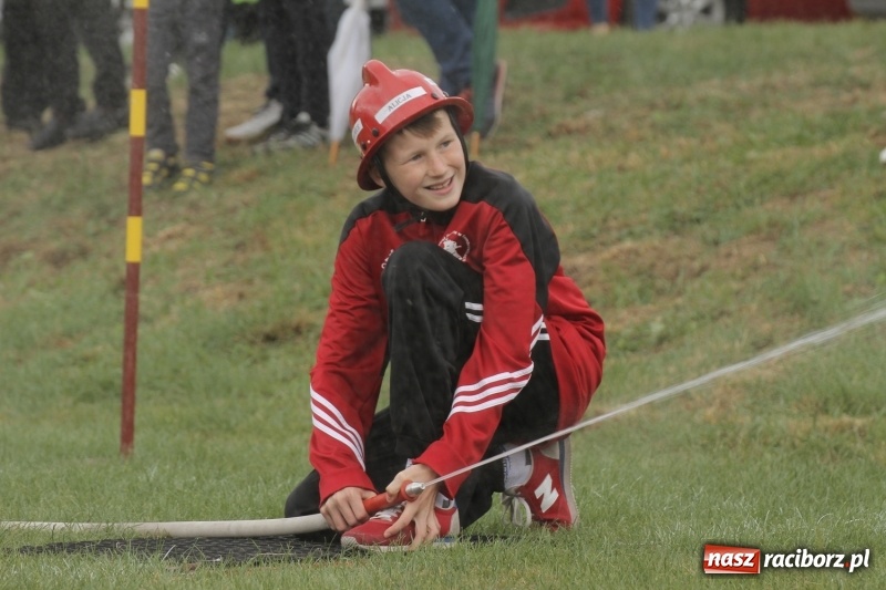 Zdjęcie w galerii na portalu naszraciborz.pl: Samborowice rywalizowały same ze sobą. Wynik pierwszej drużyny poniżej setki! wiadomości z regionu