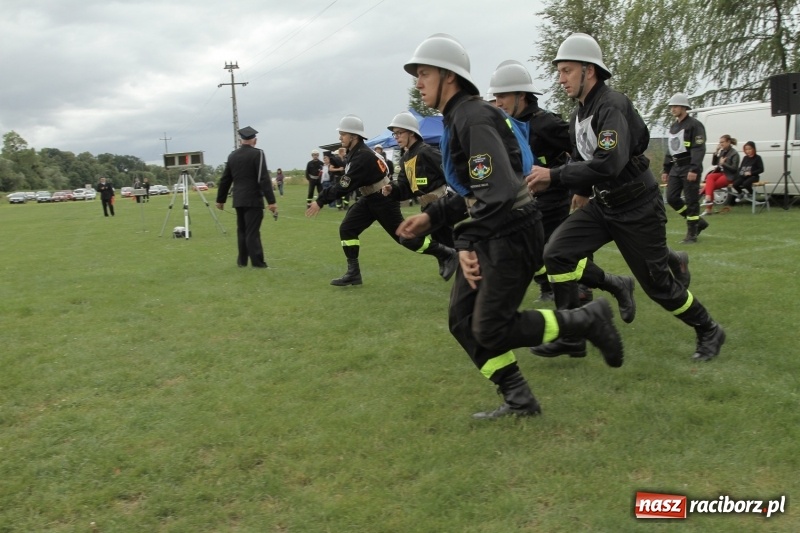 Zdjęcie w galerii na portalu naszraciborz.pl: Samborowice rywalizowały same ze sobą. Wynik pierwszej drużyny poniżej setki! wiadomości z regionu