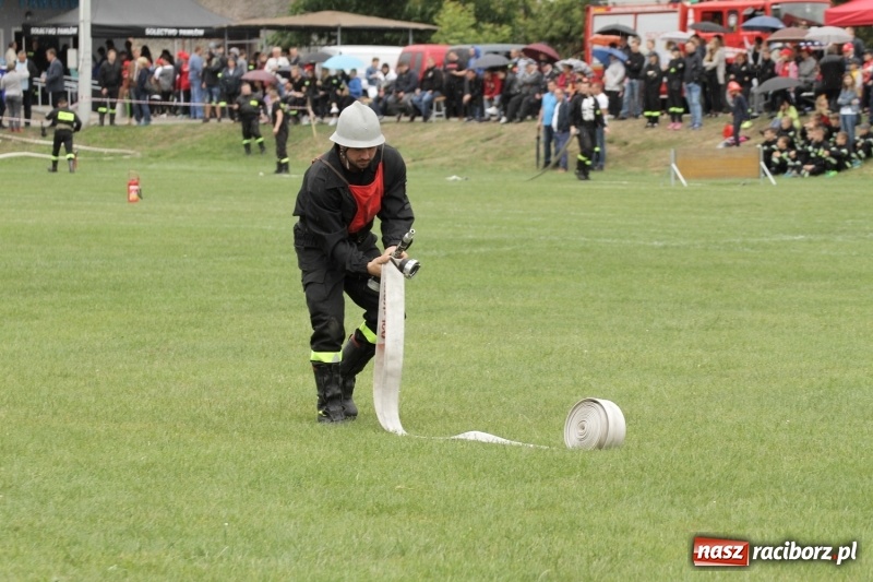 Zdjęcie w galerii na portalu naszraciborz.pl: Samborowice rywalizowały same ze sobą. Wynik pierwszej drużyny poniżej setki! wiadomości z regionu