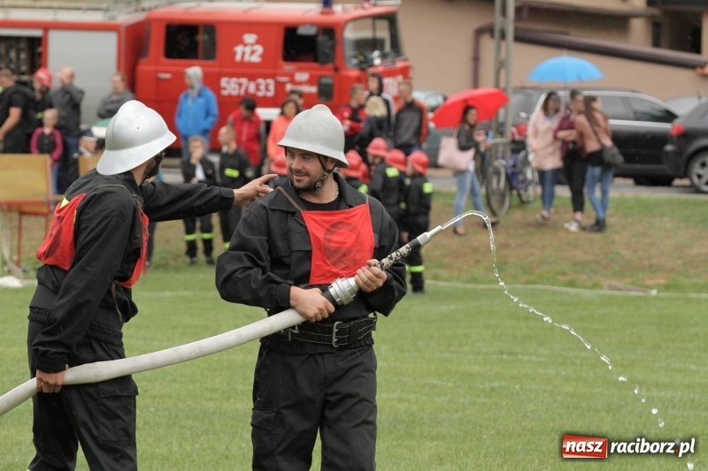 Zdjęcie w galerii na portalu naszraciborz.pl: Samborowice rywalizowały same ze sobą. Wynik pierwszej drużyny poniżej setki! wiadomości z regionu