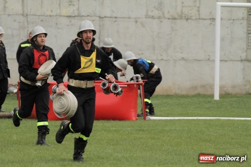 Zdjęcie w galerii na portalu naszraciborz.pl: Samborowice rywalizowały same ze sobą. Wynik pierwszej drużyny poniżej setki! wiadomości z regionu