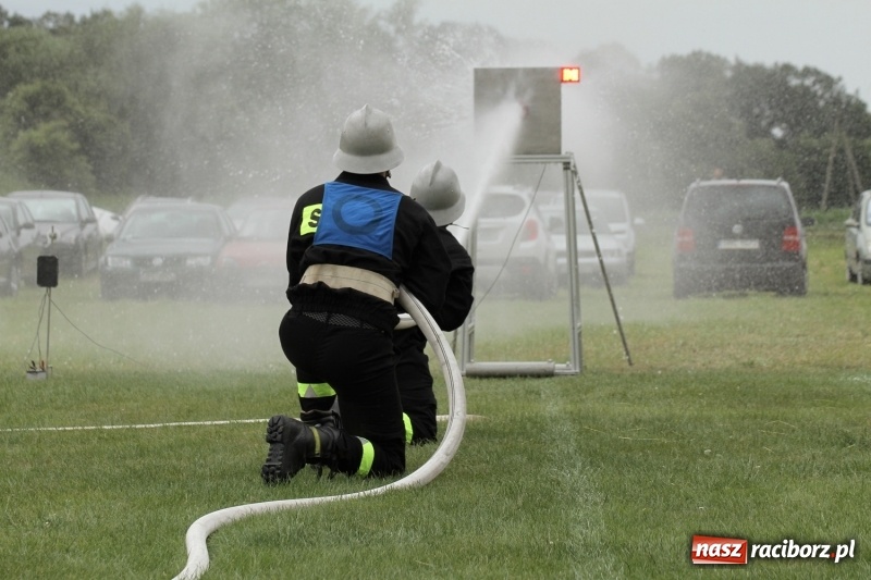 Zdjęcie w galerii na portalu naszraciborz.pl: Samborowice rywalizowały same ze sobą. Wynik pierwszej drużyny poniżej setki! wiadomości z regionu