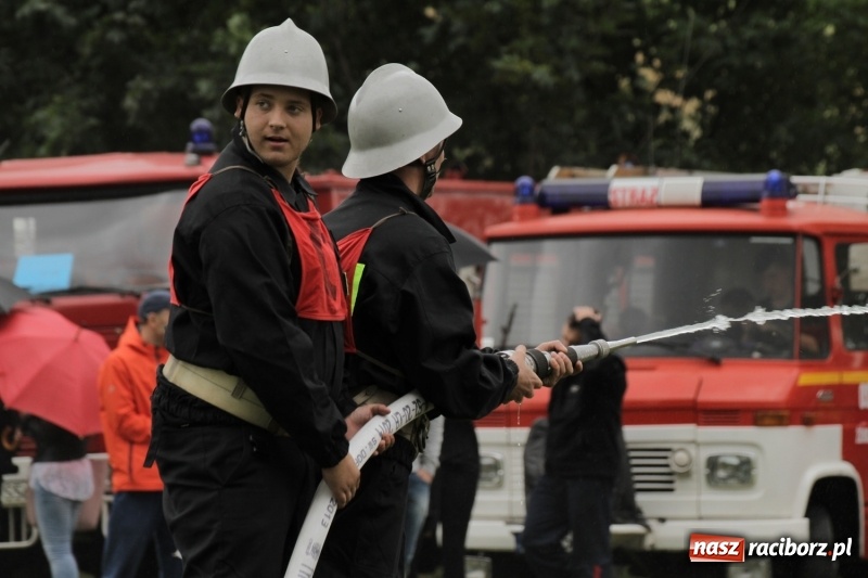 Zdjęcie w galerii na portalu naszraciborz.pl: Samborowice rywalizowały same ze sobą. Wynik pierwszej drużyny poniżej setki! wiadomości z regionu
