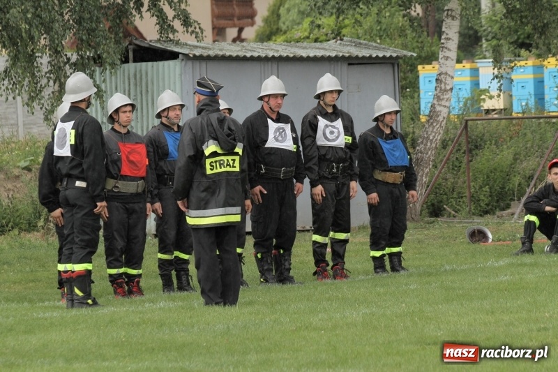 Zdjęcie w galerii na portalu naszraciborz.pl: Samborowice rywalizowały same ze sobą. Wynik pierwszej drużyny poniżej setki! wiadomości z regionu