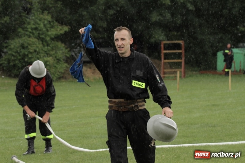 Zdjęcie w galerii na portalu naszraciborz.pl: Samborowice rywalizowały same ze sobą. Wynik pierwszej drużyny poniżej setki! wiadomości z regionu