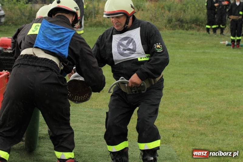 Zdjęcie w galerii na portalu naszraciborz.pl: Samborowice rywalizowały same ze sobą. Wynik pierwszej drużyny poniżej setki! wiadomości z regionu
