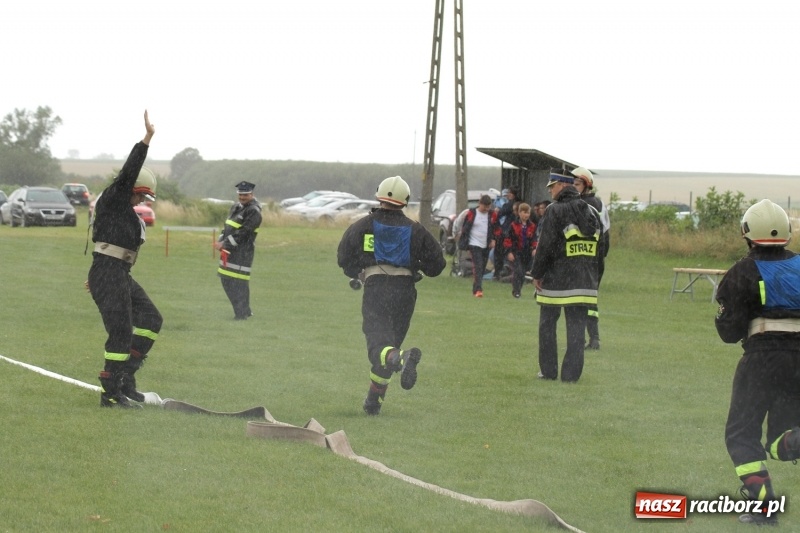 Zdjęcie w galerii na portalu naszraciborz.pl: Samborowice rywalizowały same ze sobą. Wynik pierwszej drużyny poniżej setki! wiadomości z regionu
