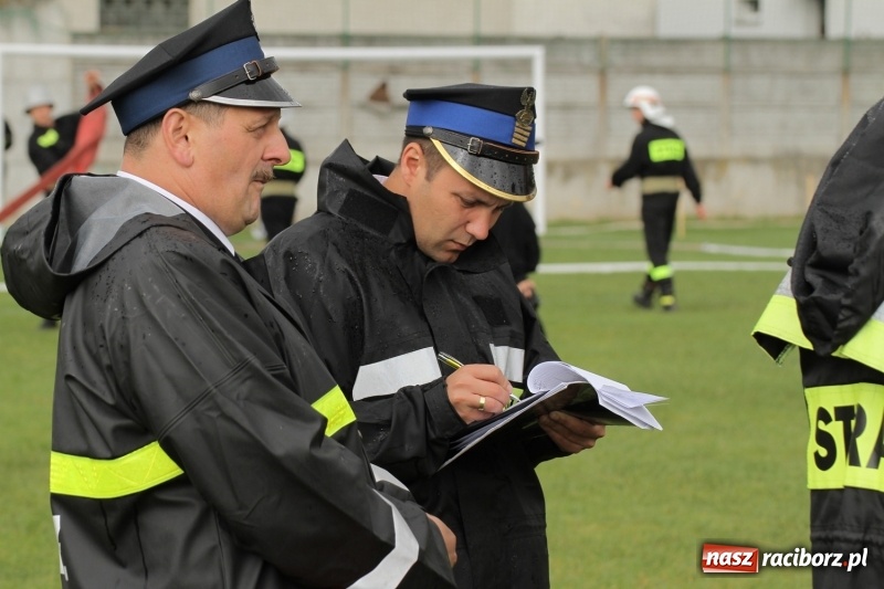 Zdjęcie w galerii na portalu naszraciborz.pl: Samborowice rywalizowały same ze sobą. Wynik pierwszej drużyny poniżej setki! wiadomości z regionu