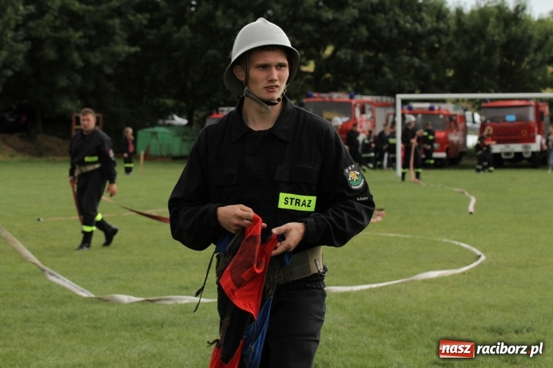 Zdjęcie w galerii na portalu naszraciborz.pl: Samborowice rywalizowały same ze sobą. Wynik pierwszej drużyny poniżej setki! wiadomości z regionu