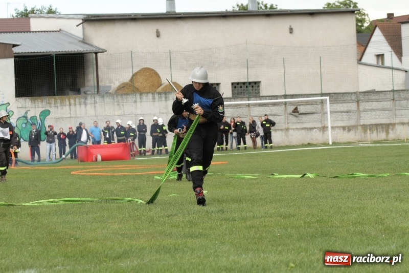 Zdjęcie w galerii na portalu naszraciborz.pl: Samborowice rywalizowały same ze sobą. Wynik pierwszej drużyny poniżej setki! wiadomości z regionu