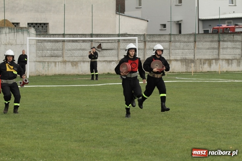 Zdjęcie w galerii na portalu naszraciborz.pl: Samborowice rywalizowały same ze sobą. Wynik pierwszej drużyny poniżej setki! wiadomości z regionu