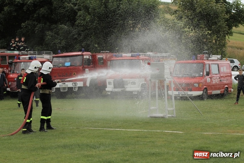 Zdjęcie w galerii na portalu naszraciborz.pl: Samborowice rywalizowały same ze sobą. Wynik pierwszej drużyny poniżej setki! wiadomości z regionu