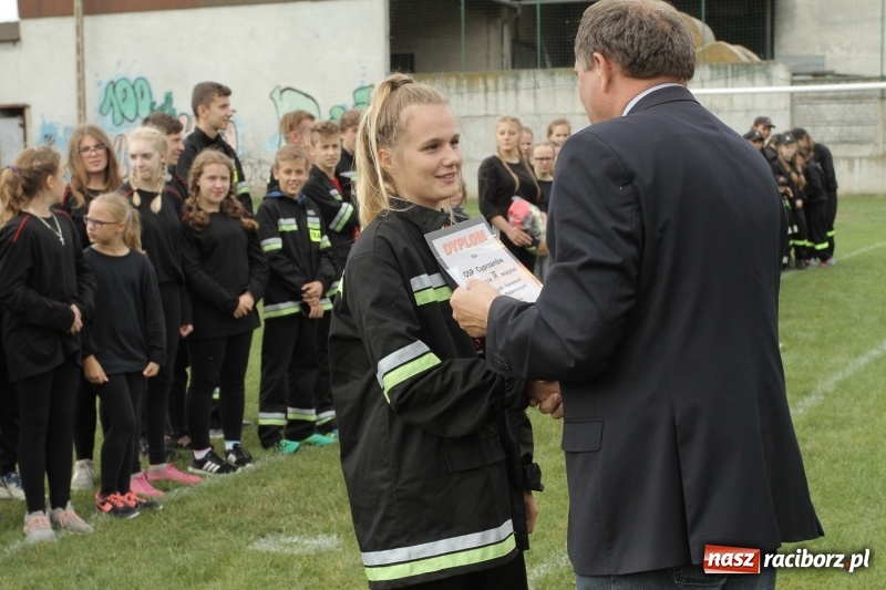 Zdjęcie w galerii na portalu naszraciborz.pl: Samborowice rywalizowały same ze sobą. Wynik pierwszej drużyny poniżej setki! wiadomości z regionu