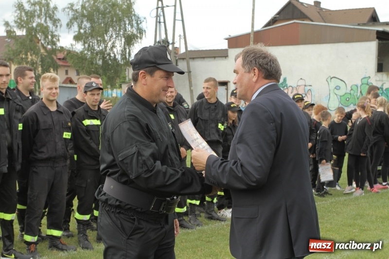 Zdjęcie w galerii na portalu naszraciborz.pl: Samborowice rywalizowały same ze sobą. Wynik pierwszej drużyny poniżej setki! wiadomości z regionu