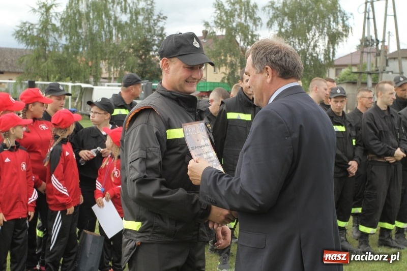 Zdjęcie w galerii na portalu naszraciborz.pl: Samborowice rywalizowały same ze sobą. Wynik pierwszej drużyny poniżej setki! wiadomości z regionu