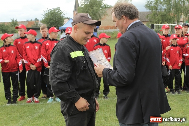 Zdjęcie w galerii na portalu naszraciborz.pl: Samborowice rywalizowały same ze sobą. Wynik pierwszej drużyny poniżej setki! wiadomości z regionu