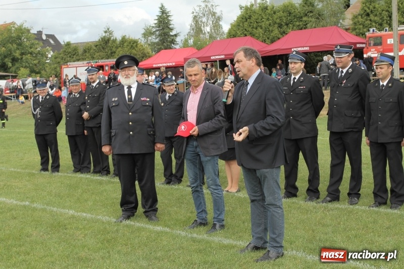 Zdjęcie w galerii na portalu naszraciborz.pl: Samborowice rywalizowały same ze sobą. Wynik pierwszej drużyny poniżej setki! wiadomości z regionu