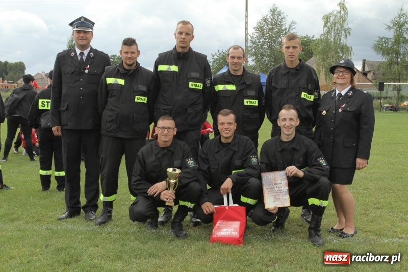 Zdjęcie w galerii na portalu naszraciborz.pl: Samborowice rywalizowały same ze sobą. Wynik pierwszej drużyny poniżej setki! wiadomości z regionu